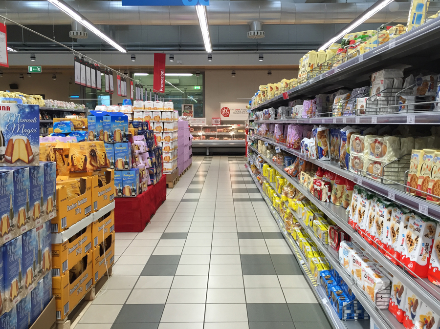 Curacao supermarket